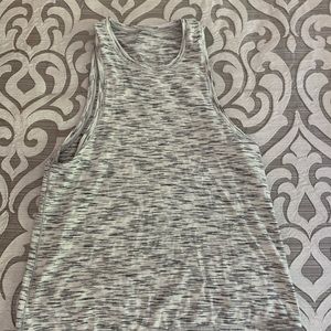 LULULEMON GRAY size 2 tank!